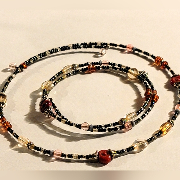 Multicolor Beaded Necklace And Matching Bracelet Set - Picture 3 of 6